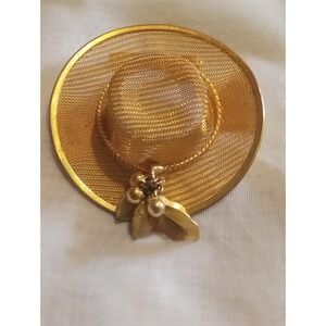 Vintage Gold Tone Mesh Gardening Hat With Leaf & Bead Dangle Detail Pin Brooch